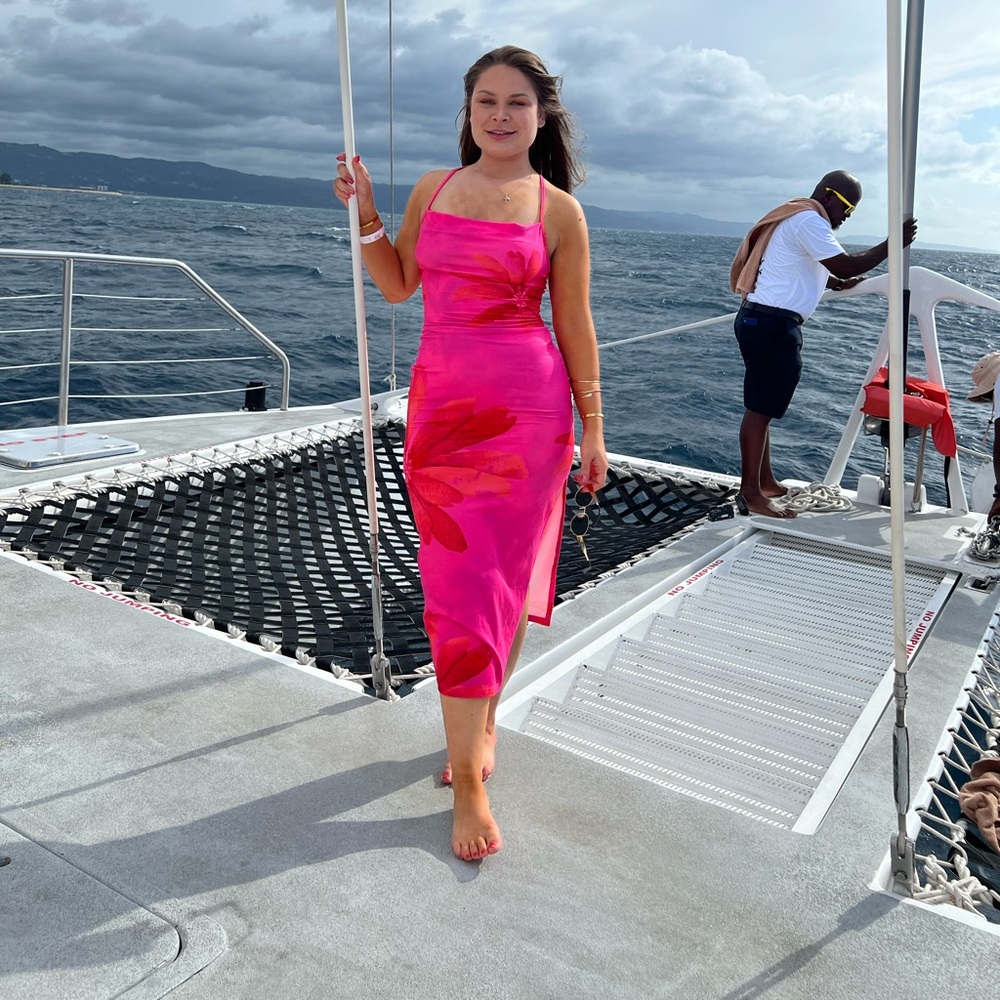 Pinkish dress